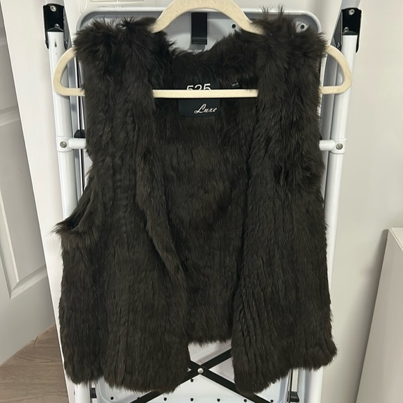 Rabbit fur vest - Picture 1 of 3